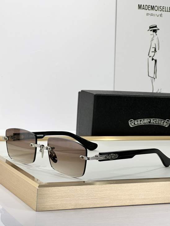 Picture of Chrome Hearts Sunglasses _SKUfw76325161fw